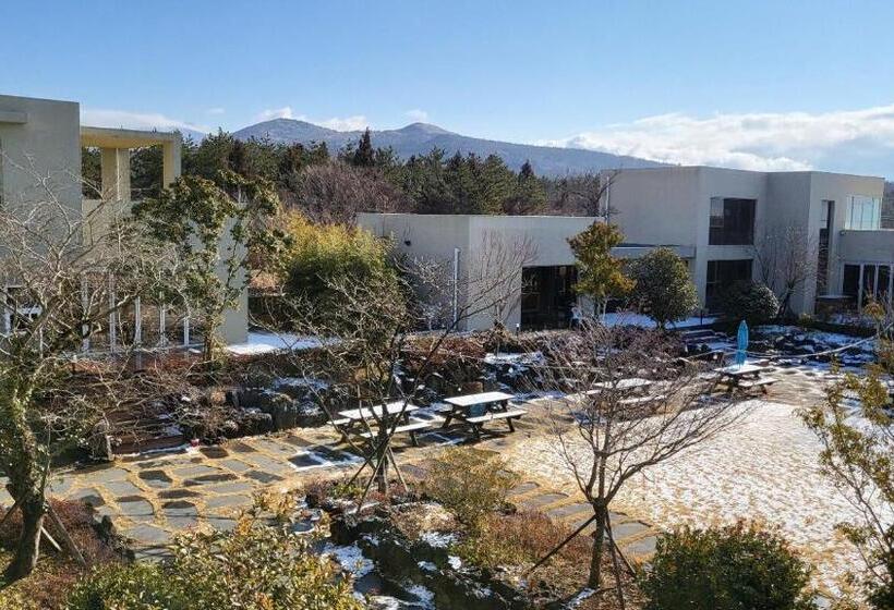 Jeju Sanlok2 Pension