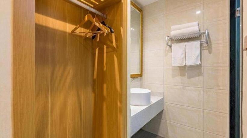 Jun Hotel Jiangsu Nanjing Jiangning District Lukou Airport Tongshan Metro Station