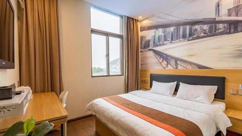 Jun Hotel Jiangsu Nanjing Jiangning District Lukou Airport Tongshan Metro Station