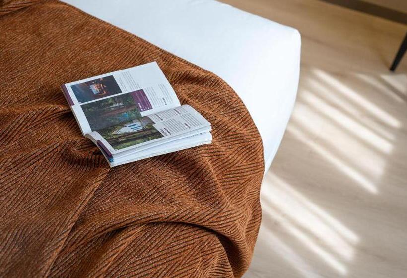 Lan Hotel（江北国际机场店）