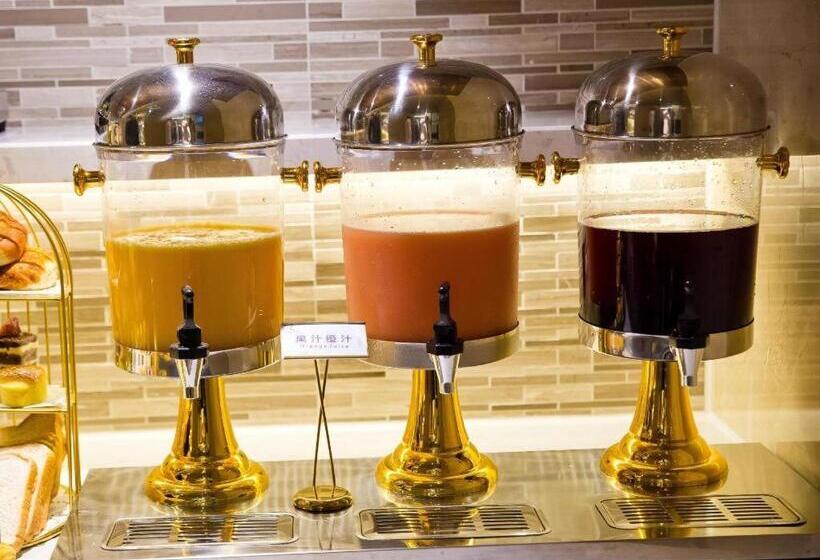 Lavande Hotel Shenzhen Dongmen Shuibeicuizhu Metro Station