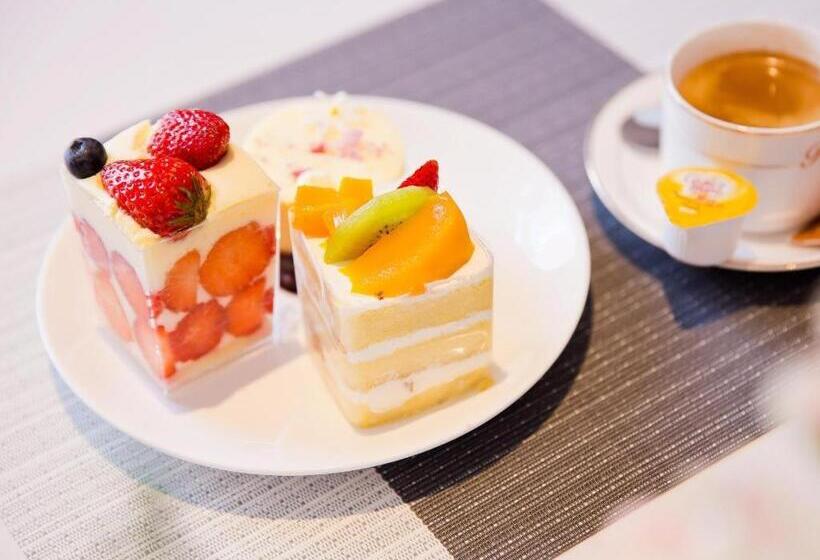 Lavande Hotel Shenzhen Dongmen Shuibeicuizhu Metro Station