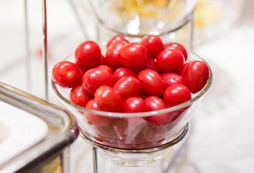 Lavande Hotel Shenzhen Dongmen Shuibeicuizhu Metro Station