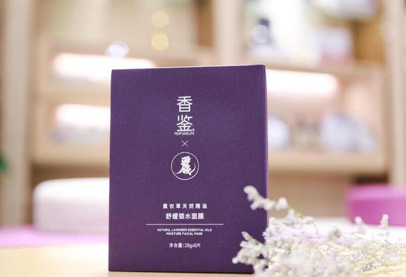 Lavande Hotel Shenzhen Dongmen Shuibeicuizhu Metro Station