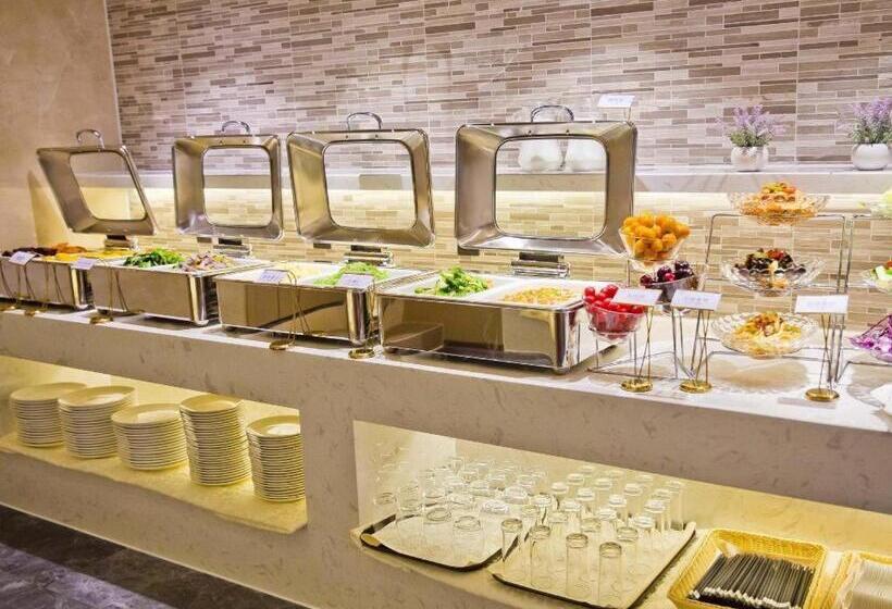 Lavande Hotel Shenzhen Dongmen Shuibeicuizhu Metro Station