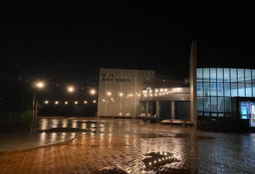 Namhae Kkotnae Village Pension