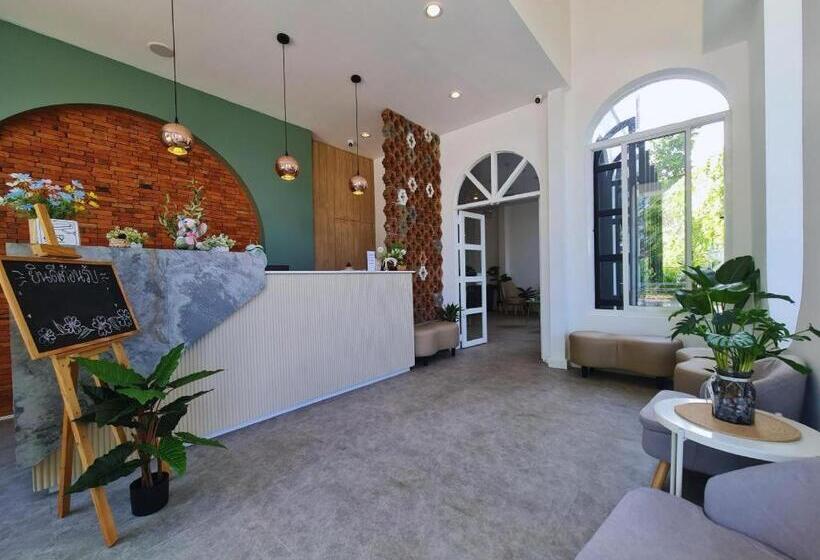 Nanlamoon Hotel โรงแรมน่านละมุน