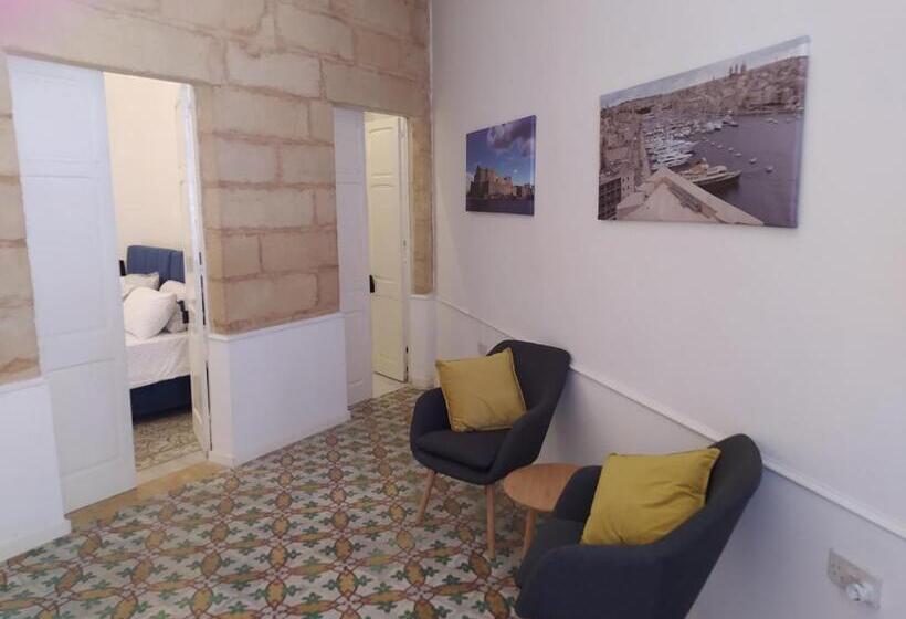 پانسیون 3 Cities Heart 1