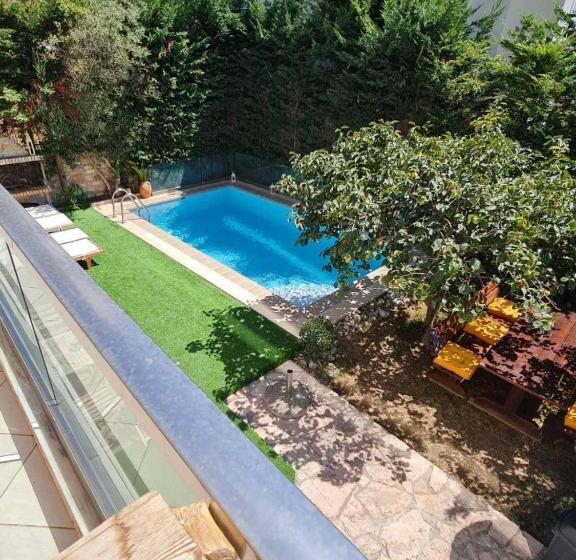 بنسيون Antigoni Bellavista Suites