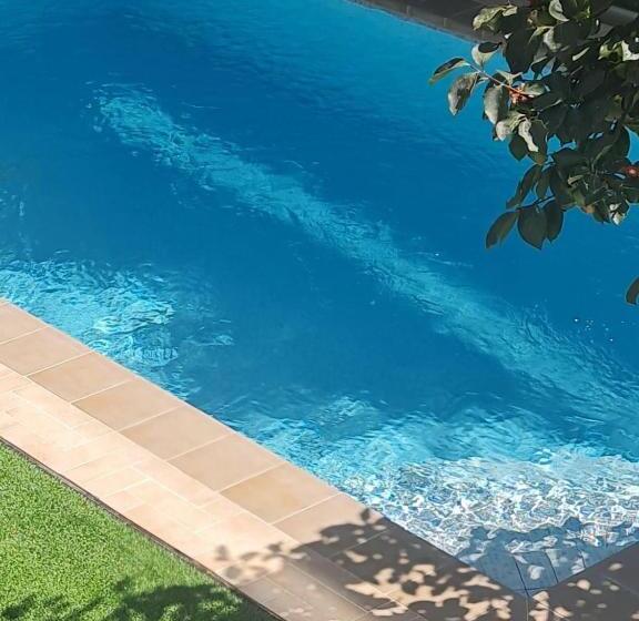 بنسيون Antigoni Bellavista Suites