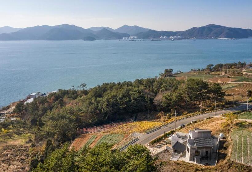 بنسيون Beotkkotgil Jinaseo