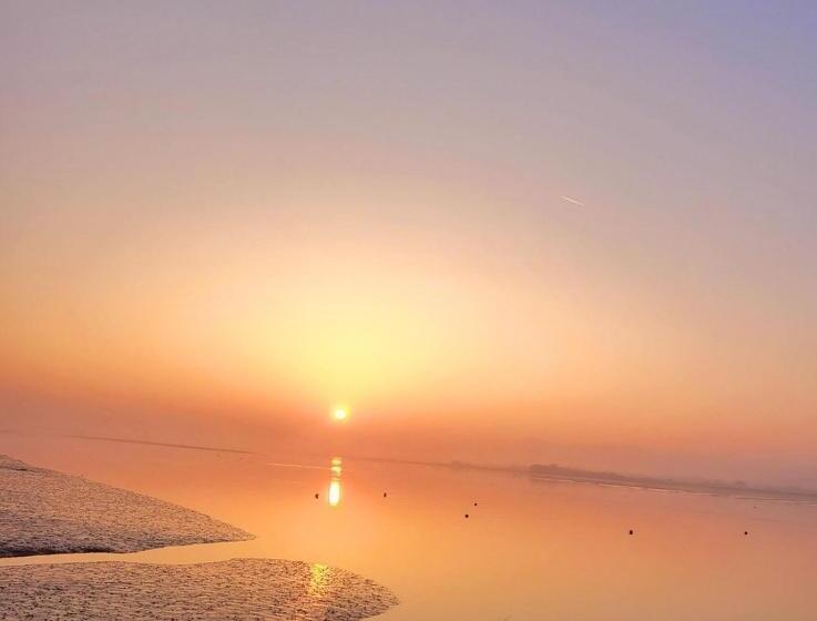 膳宿费 Buan Gureum Hosu Maeul Badagaboineun Jib