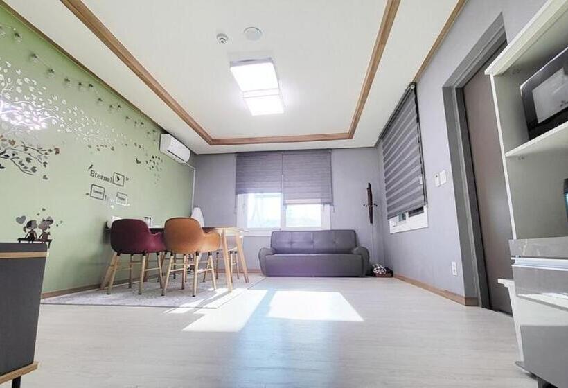 פנסיון Goseong Deulggot Stay Private House