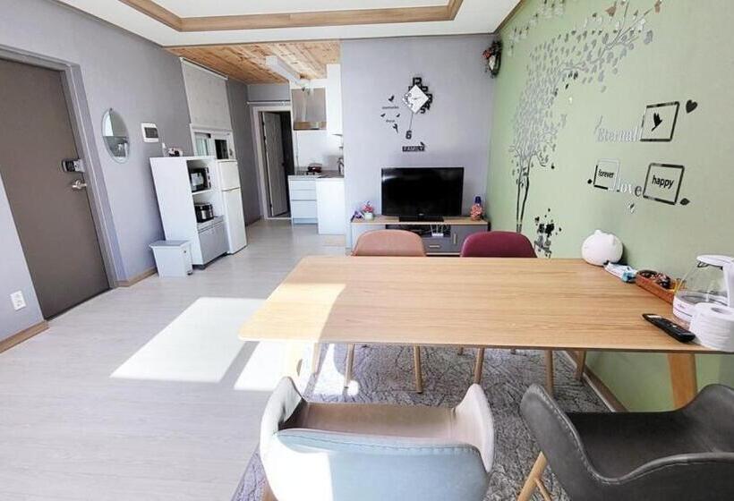 פנסיון Goseong Deulggot Stay Private House