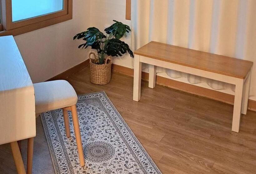 بنسيون Jeju Junny Binny House Bed And Breakfast