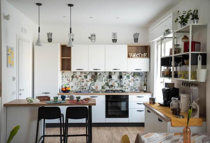 Пансион Koinè Comfort Rooms