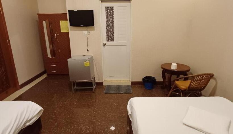 پانسیون Por Long Guest House ផ្ទះសំណាក់ប៉ោឡុង