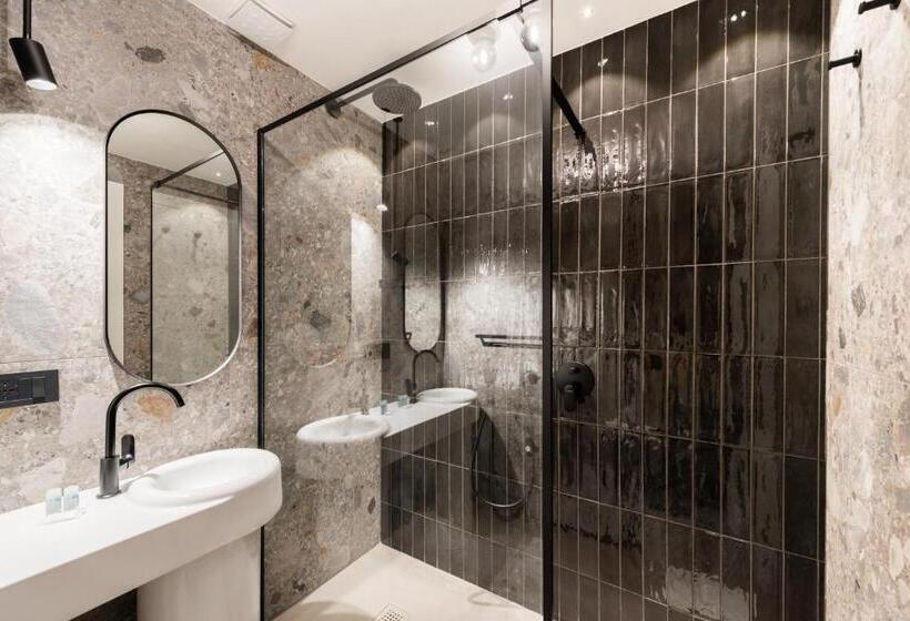 פנסיון Residenza Leutari