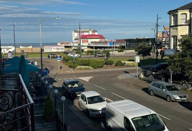 بنسيون The Paradise Guest House