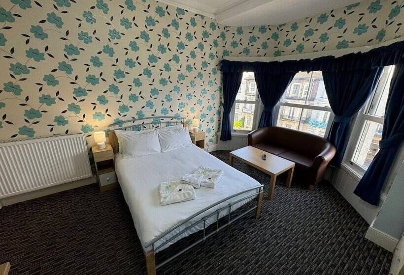 بنسيون The Paradise Guest House