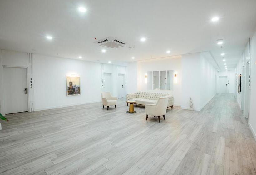 Regenesis Hotel & Spa