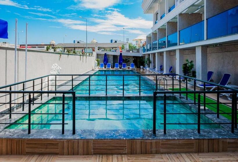 Regenesis Hotel & Spa