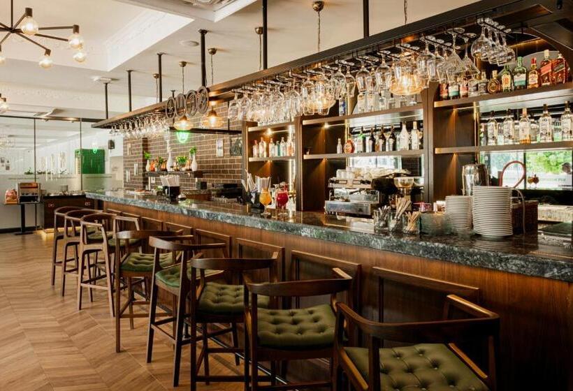 Regenesis Hotel & Spa