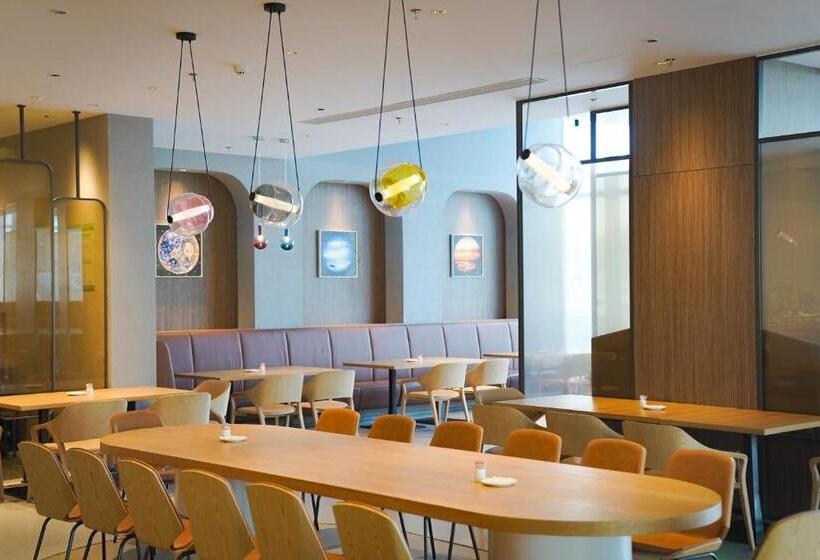 استراحتگاه 珠海横琴星乐度露营小镇