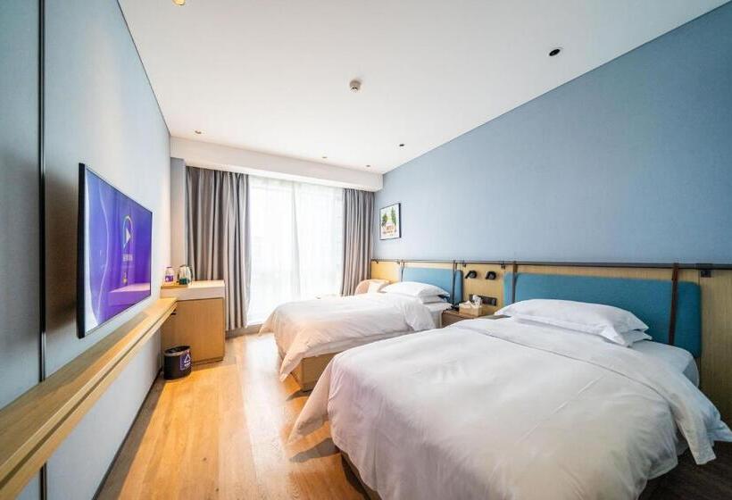 استراحتگاه 珠海横琴星乐度露营小镇