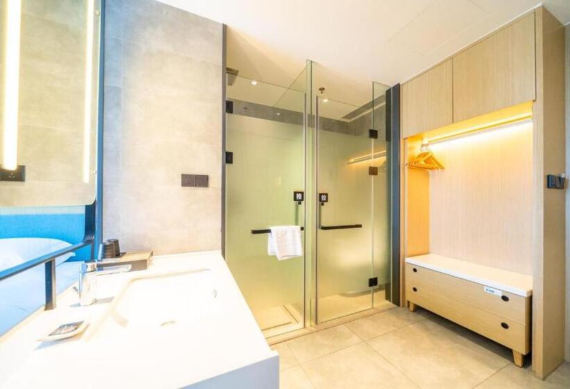 استراحتگاه 珠海横琴星乐度露营小镇