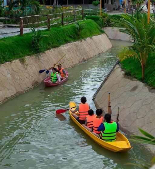 استراحتگاه The Grand Việt Kiều