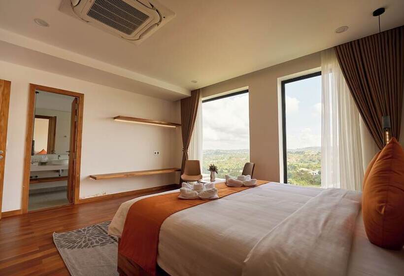 リゾートホテル The Pine Mansion