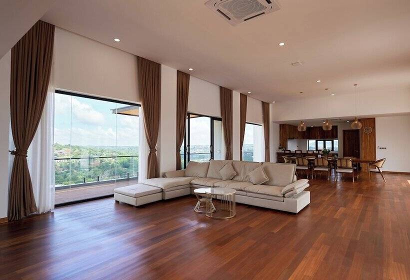 منتجع The Pine Mansion