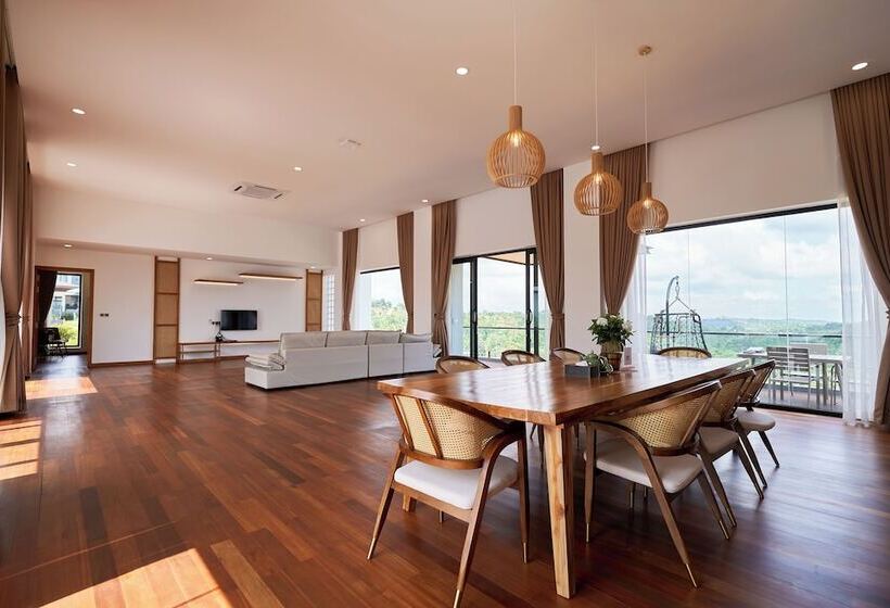 منتجع The Pine Mansion