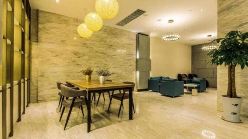 Starway Hotel Zhengzhou Zhengdong Commercial Center