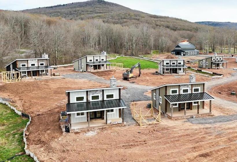 Valley View Cabin Resort