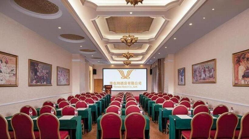 Vienna International Hotel Shenzhen North Railway Station Wanzhongcheng