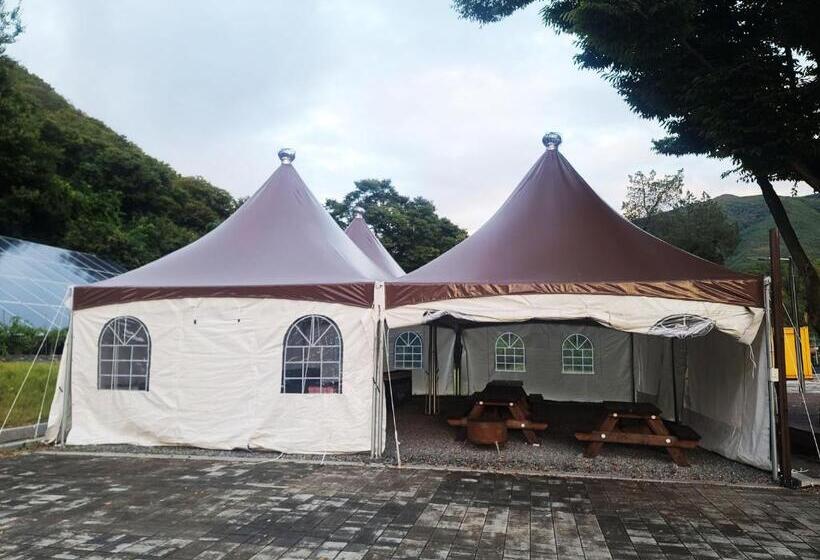 Yeongwol Taehwasan Village Experience Pension