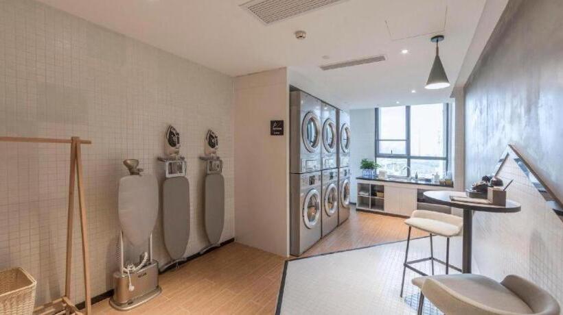 Atour Hotel Maanshan Municipal Government Plaza Taibai Avenue