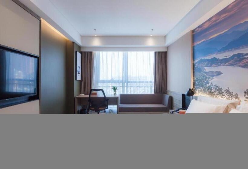 Atour Hotel Shenyang South Railway Station Municipal Government