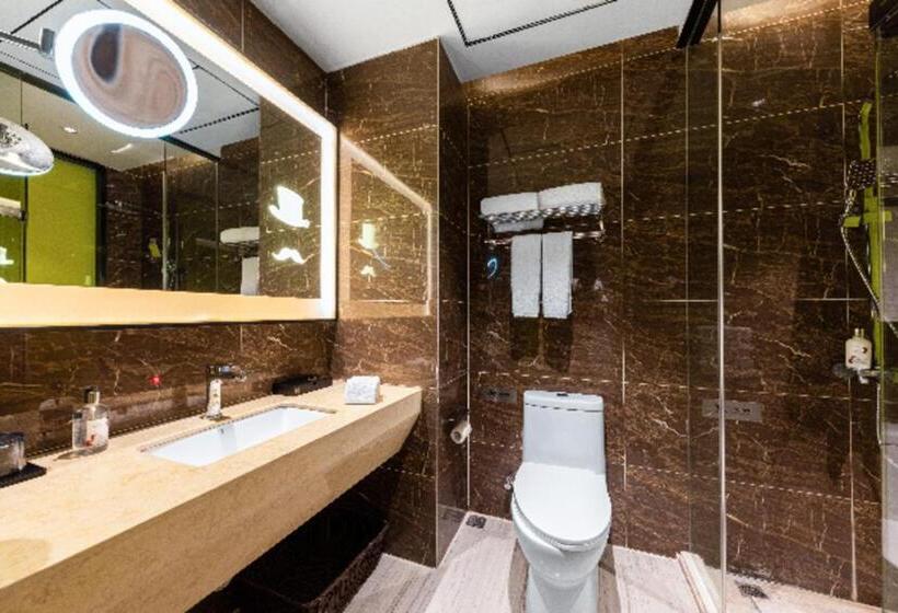 Borrman Hotel Wuhan Hankou Railway Station Metro Station