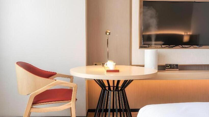 Echeng Hotel Lhasa Potala Palace