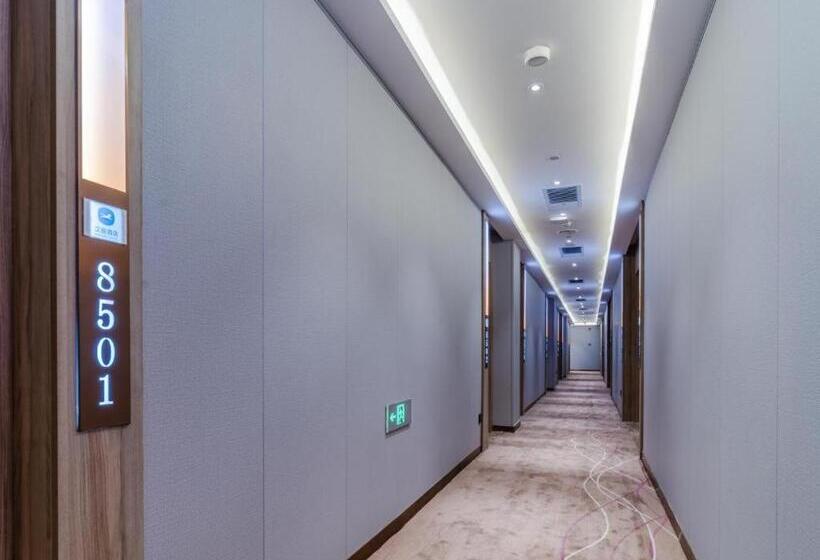 Hanting Hotel Baoding Baigou International Suitcase And Bags Bazaar