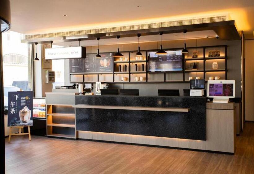 Hanting Hotel Baoding Xiong County Bus Station