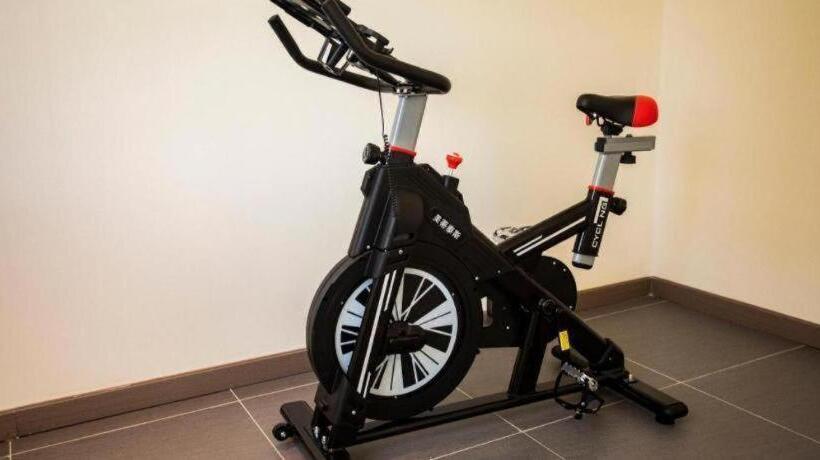 Hanting Hotel Baoding Xiong County Bus Station