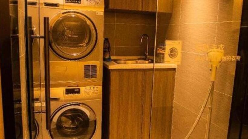 Hanting Hotel Baoding Xiong County Bus Station