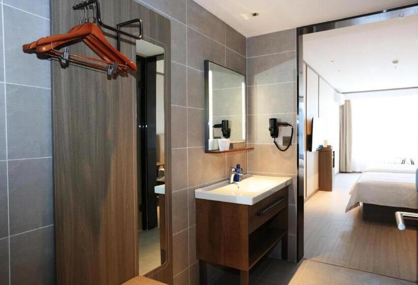 Hanting Hotel Chifeng Qiaobei Financial Logistics Port