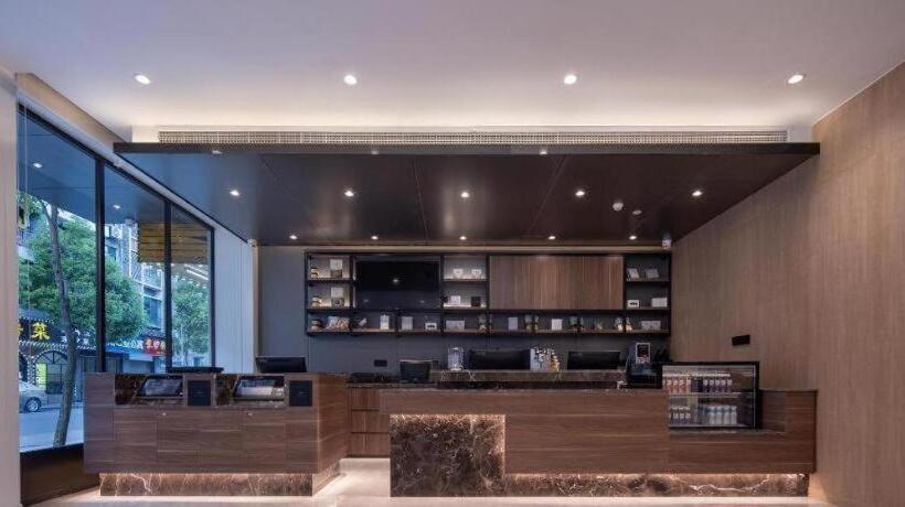 Hanting Hotel Fenghuang Ancient City