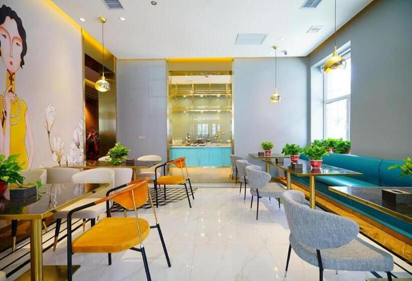 Hanting Hotel Hailar Railway Station Central Street