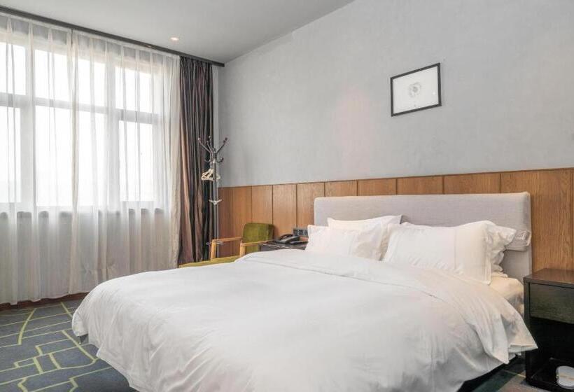 Hanting Hotel Hebi Qi County Bus Station